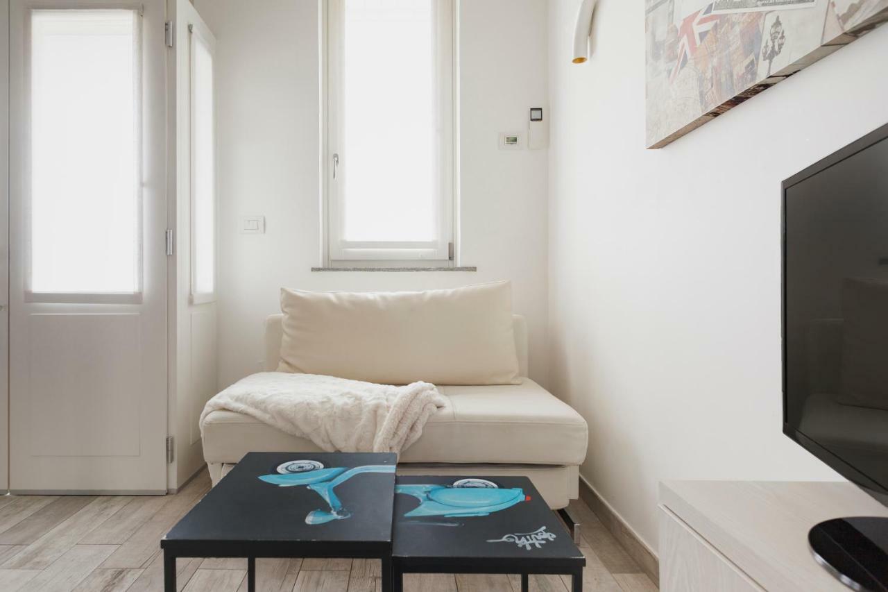 Charming Apartment On The Darsena Navigli - Pulizia Eccezionale Milaan Buitenkant foto