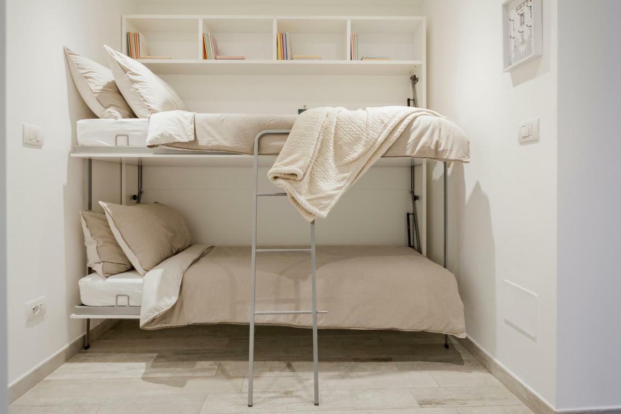 Charming Apartment On The Darsena Navigli - Pulizia Eccezionale Milaan Buitenkant foto