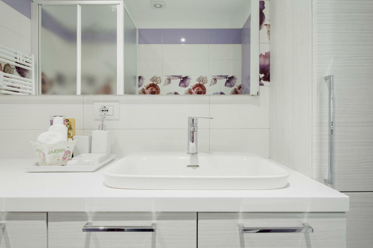 Charming Apartment On The Darsena Navigli - Pulizia Eccezionale Milaan Buitenkant foto