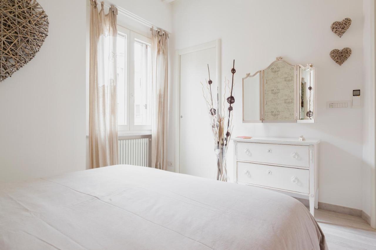 Charming Apartment On The Darsena Navigli - Pulizia Eccezionale Milaan Buitenkant foto